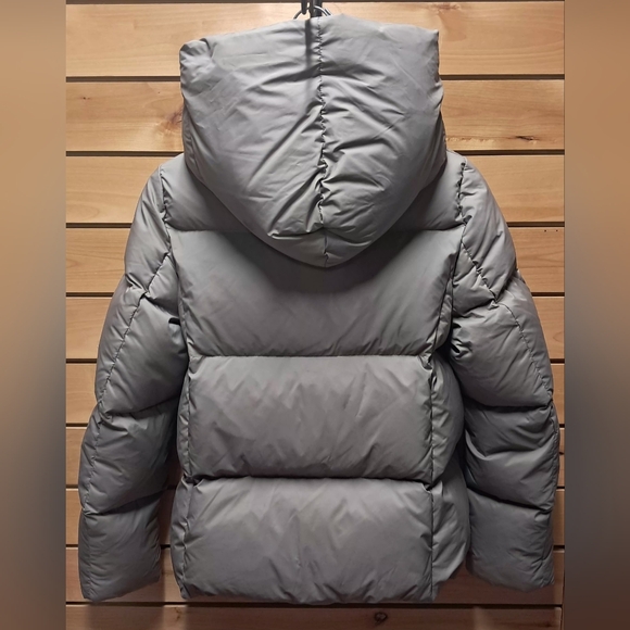 Babaton Duvet Puffer Jacket Size 2XS - Picture 4 of 5